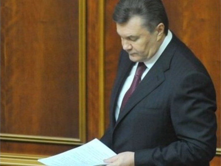 Януковичу скоро вручат повестку в нью-йоркский суд — Власенко