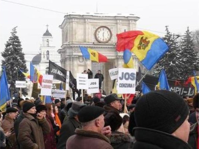 «Молдовский узел»: протесты против власти стают все агрессивней