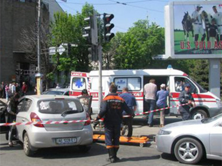 В Днепропетровске все еще неспокойно: милиция осматривает даже спальные районы