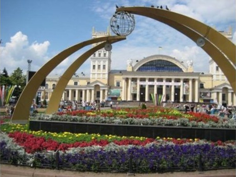 В Харькове после терактов поменяли урны и готовы встречать Евро-2012