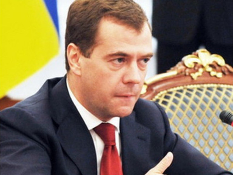 От встречи Азарова с Медведевым не стоит ожидать важных решений — эксперт