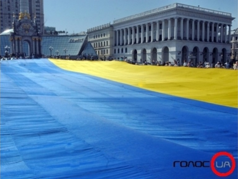 Оппозиция хочет обязать всех говорить по-украински