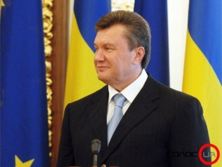 Янукович поручил усовершенствовать механизм госзакупок