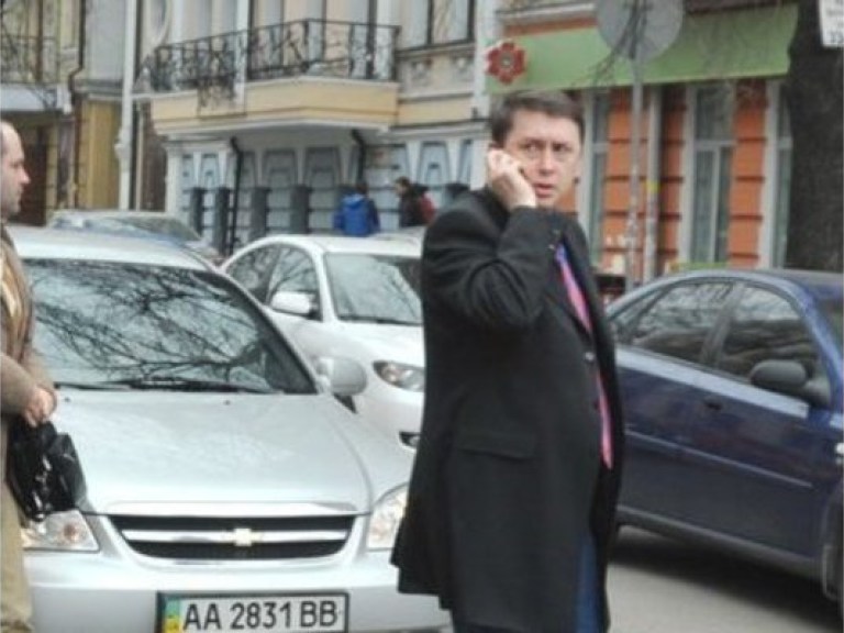 Мельниченко отказался общаться с украинскими консулами в Италии &#8212; МИД