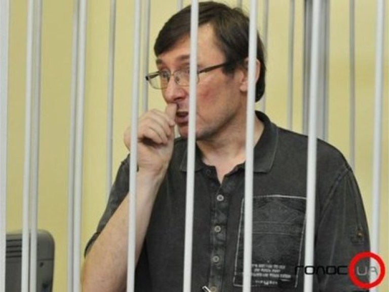 Фигурант по делу Луценко: новое обвинение в халатности – это просто «филькина грамота»