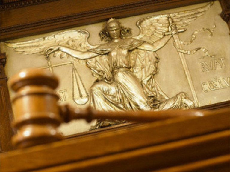 Суд по делу Иващенко удалился для принятия решения