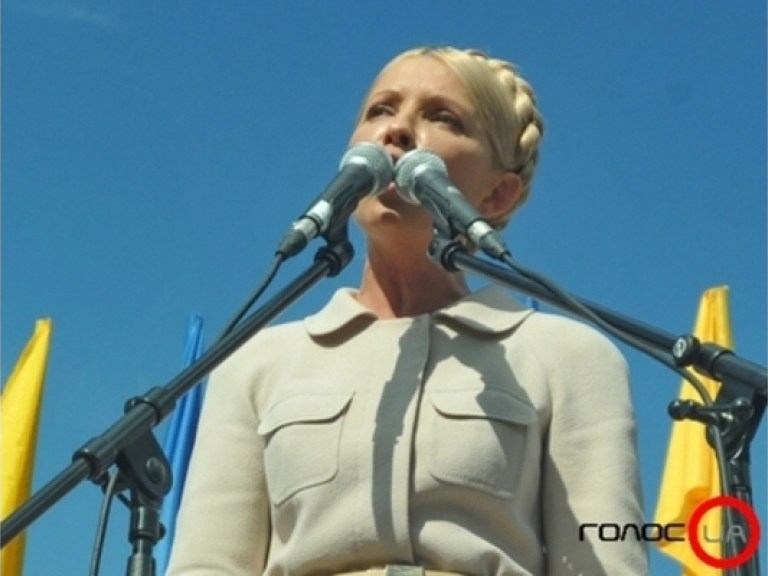 Адвокат Тимошенко: Суд должен огласить решение сегодня, но может затянуть и до осени