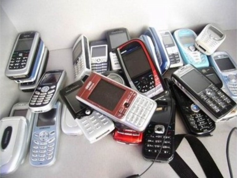 Мобильные операторы заявляют, что повышают тарифы на благо клиентов