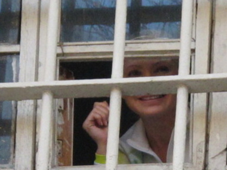 Суд над Тимошенко в Харькове не пользуется популярностью
