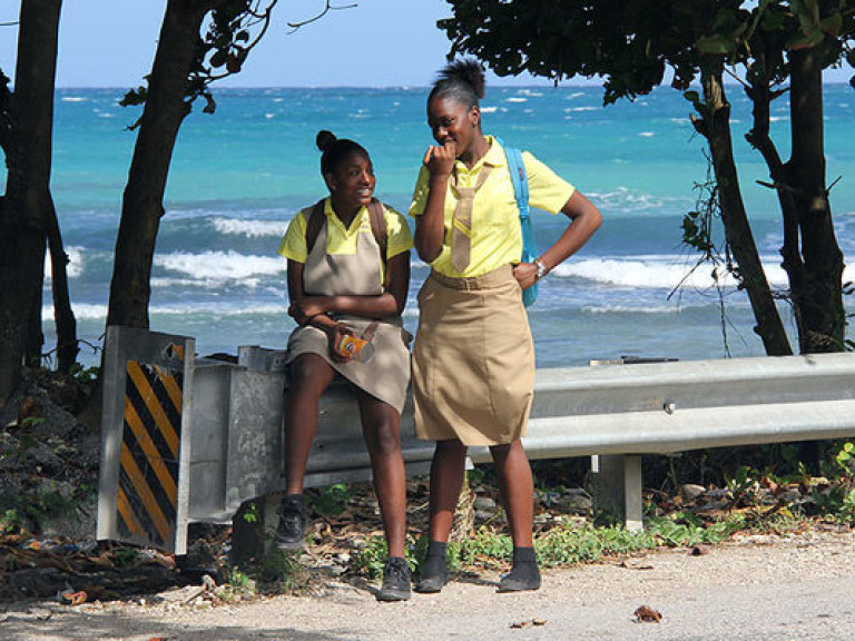 На Ямайке из-за протестов запретили сексуальное воспитание