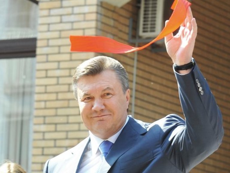 Янукович назвал победу паралимпийцев в Лондоне «впечатляющей»