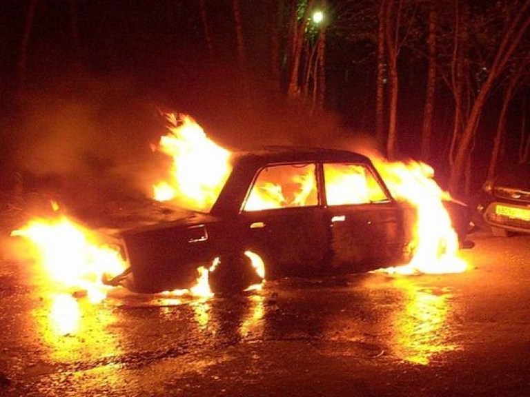 Автомашины киевлян поджигают ради наживы, мести и развлечения