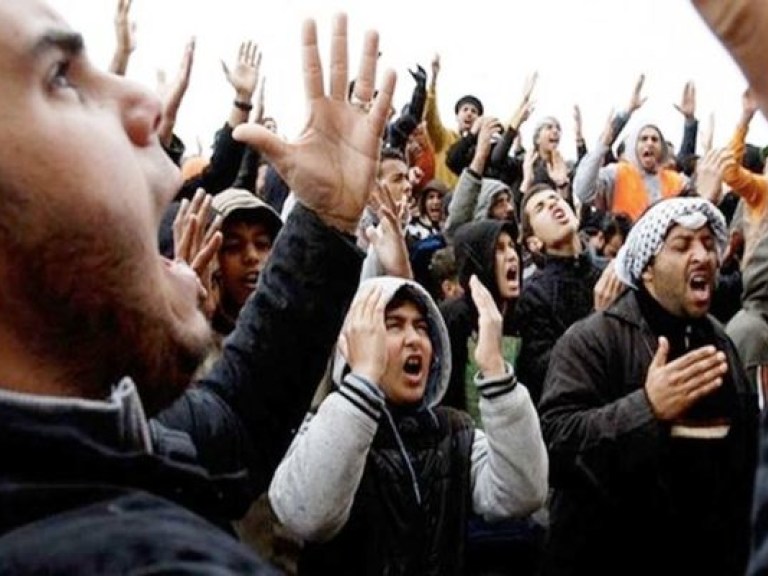 В Ливии взяли штурмом базу радикальных исламистов