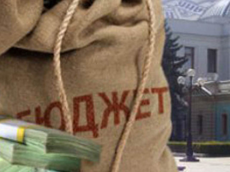 Дефицит госбюджета Украины вырос почти в 3 раза