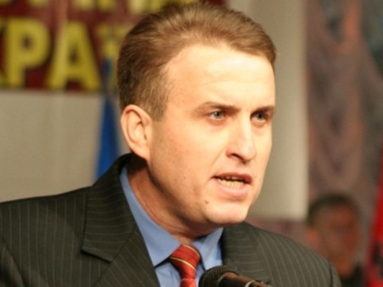 Луганский кандидат в ВР спел космическую осанну Путину (видео)