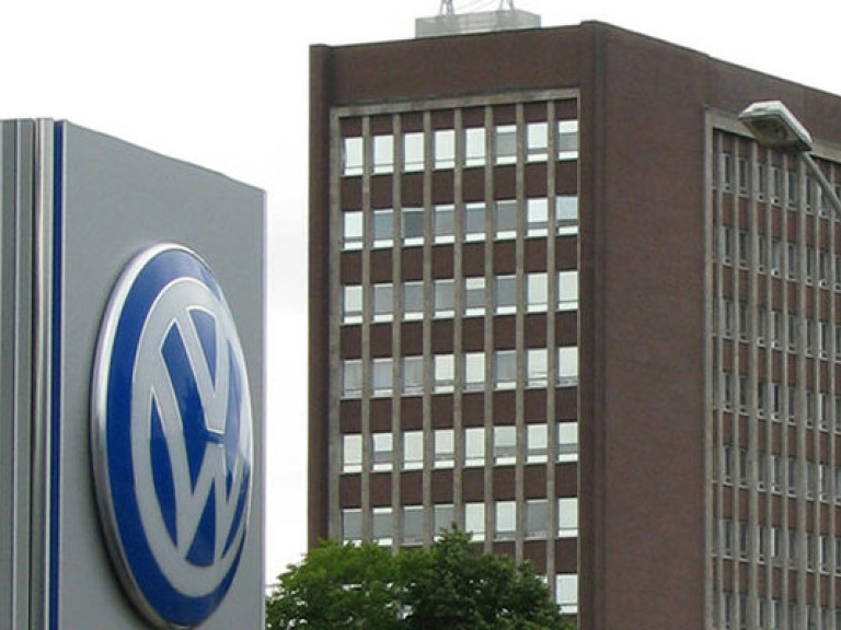 Концерн Volkswagen сокращает производство