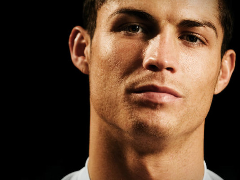 Роналду травмировал плечо