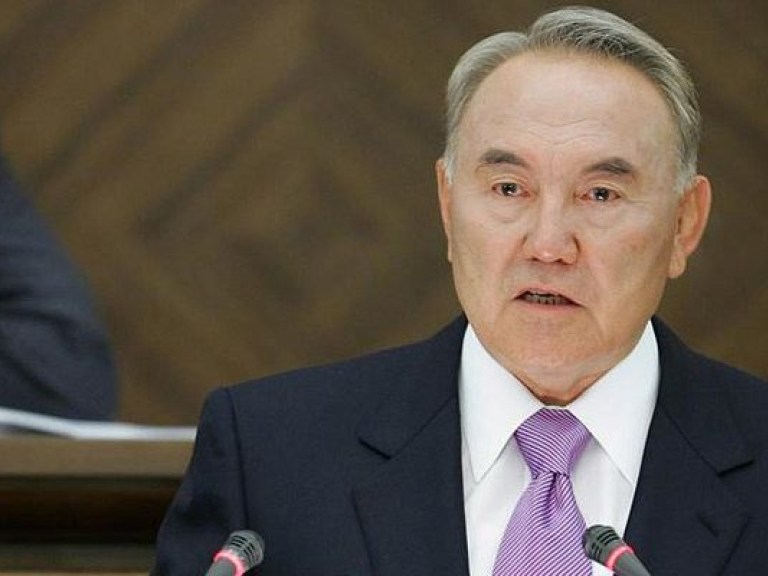 Президент Казахстана предложил объединить 200 миллионов тюрков