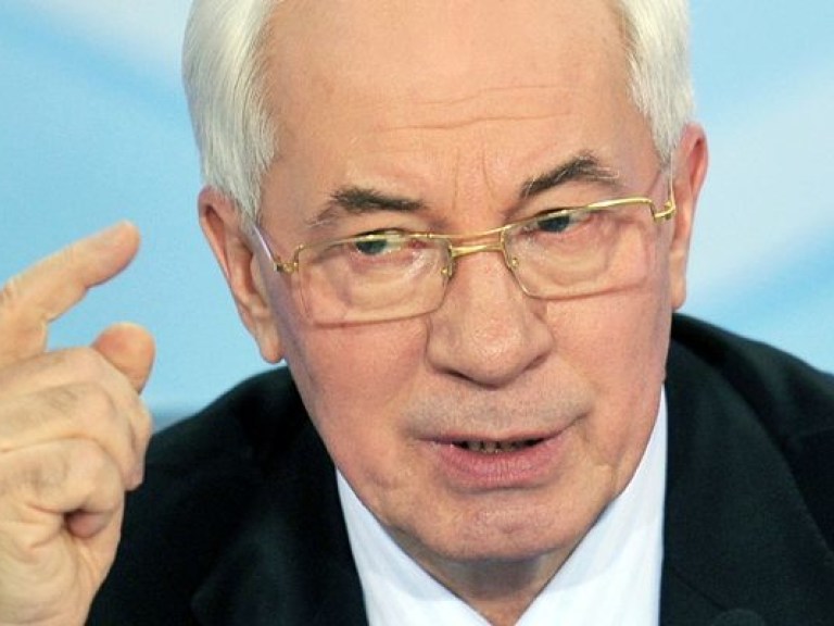 Азаров все еще надеется на транш от МВФ