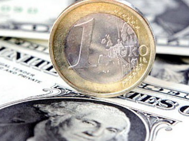 НБУ ввел ограничения на продажу валюты?