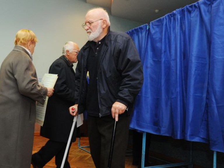 ЦИК огласила первые результаты явки украинцев на выборы