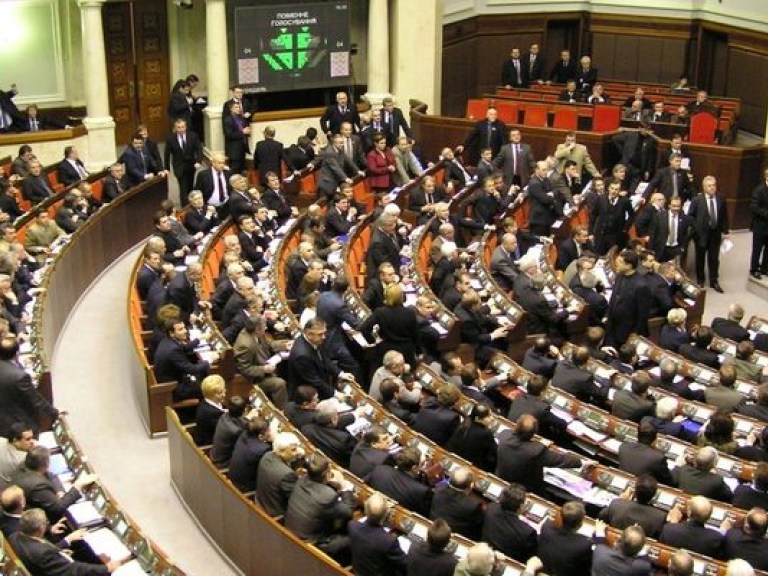 В дальнейшем претендентов на парламентские кресла должно быть меньше &#8212; социолог