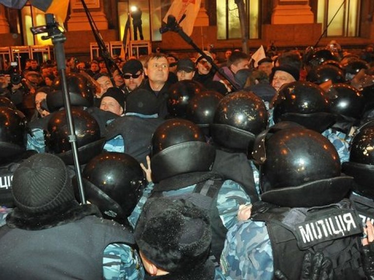 Милиция будет охранять порядок в помещении окружкома №223 в Киеве