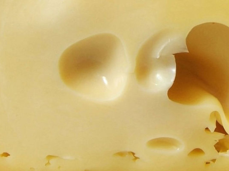 Сыр подорожает, но больше 100 гривен стоить не будет — производитель