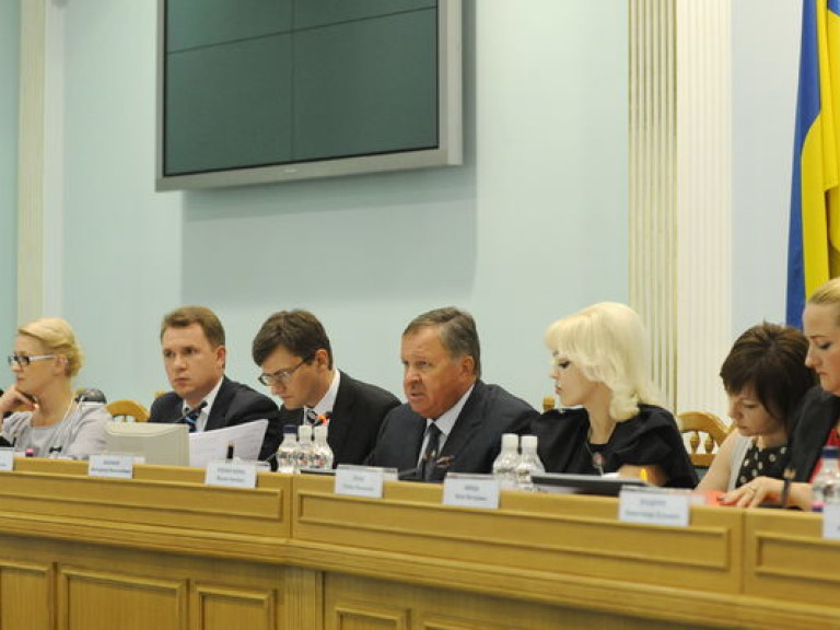 Шаповал пообещал оппозиции провести отдельное заседание по спорным участкам