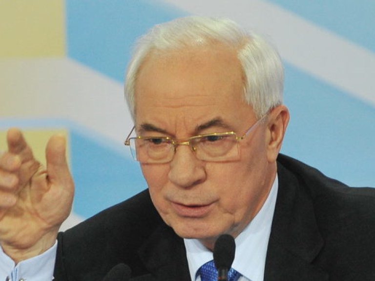 Азаров заказал Януковича