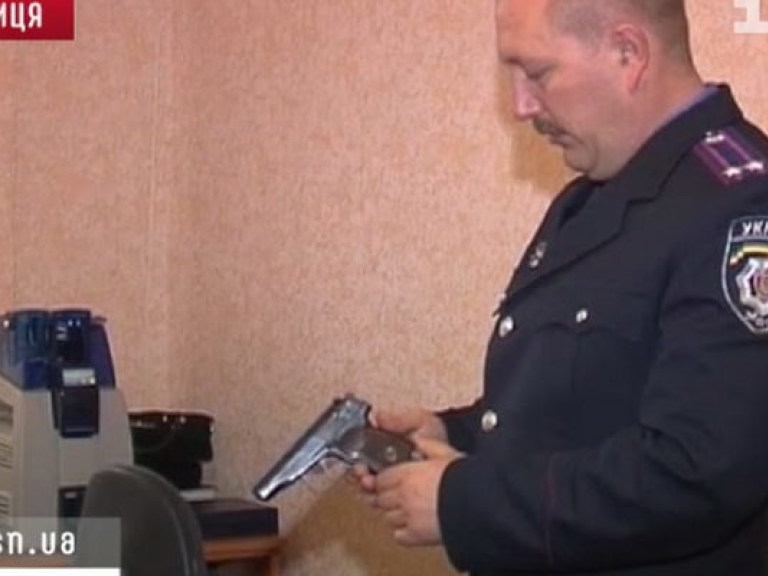 В Виннице пьяный мужчина устроил стрельбу в общежитии