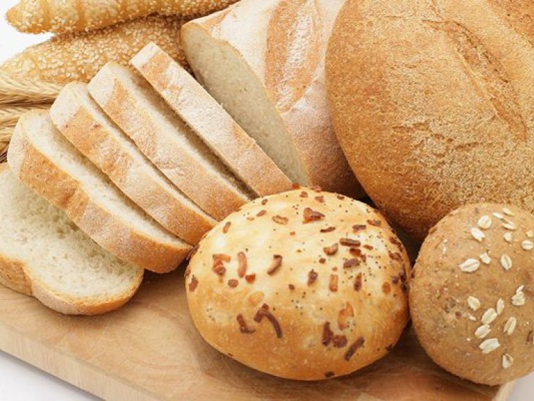 В Киеве снизили цены на украинский и нарезной батон