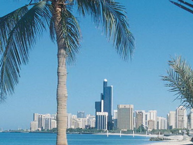 Отдых в ОАЭ стал для украинцев дешевле — операторы