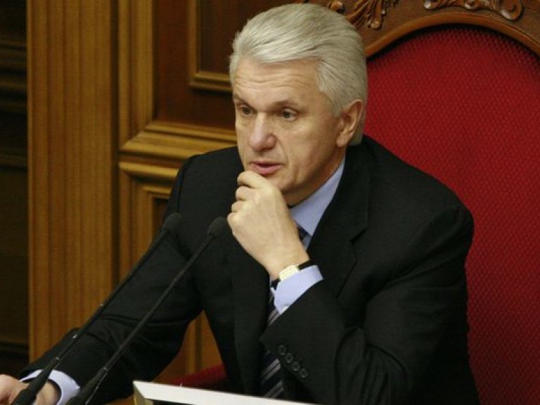 Литвин предложил депутатам отдыхать до декабря