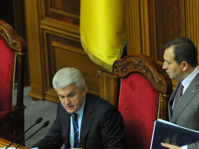 Парламент отказался отменить закон о Всеукраинском референдуме