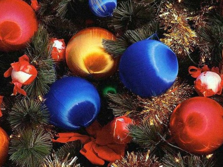 В Одессе уже поставили новогоднюю елку