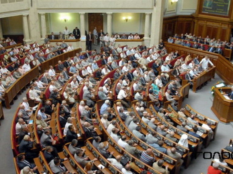 В парламенте решили, как рассадить депутатов 7 созыва в сессионном зале