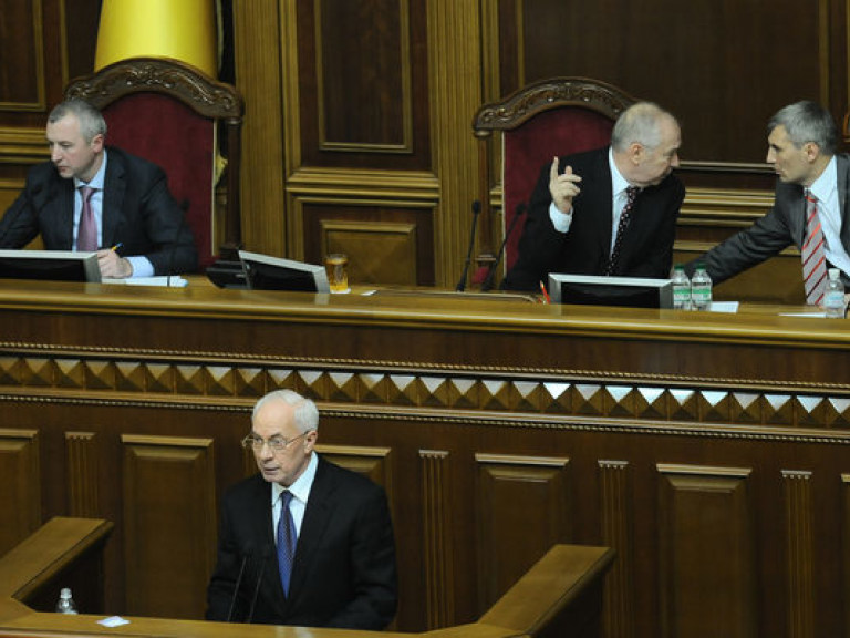 Азаров допускает, что в первом квартале следующего года бюджет могут пересмотреть