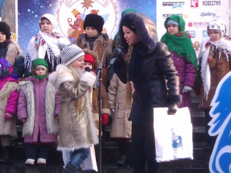 В Киеве открылась благотворительная ярмарка «От Николая до Рождества» (ФОТО)
