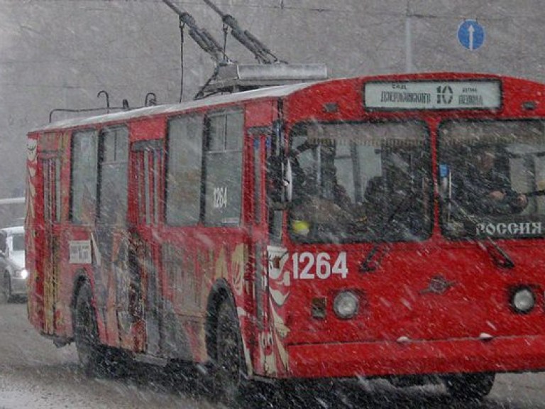 Пьяный водитель троллейбуса возил пассажиров по Киеву