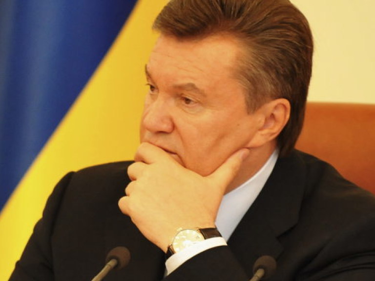 Яценюк пообещал импичмент Януковичу в случае вступления Украины в ТС
