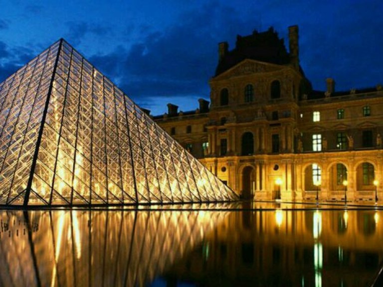 В уходящем году Лувр установил мировой рекорд посещаемости
