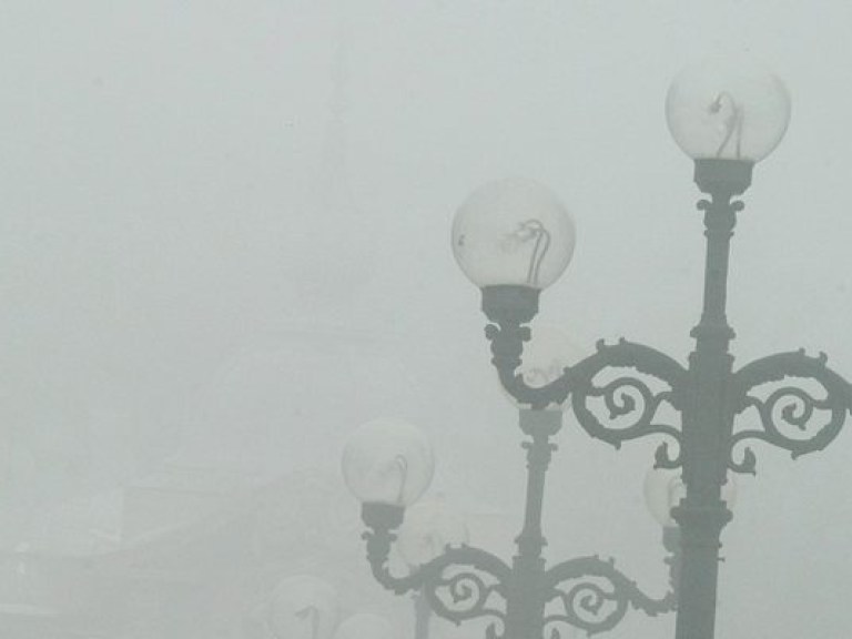 Украину предупредили о туманах и гололедице