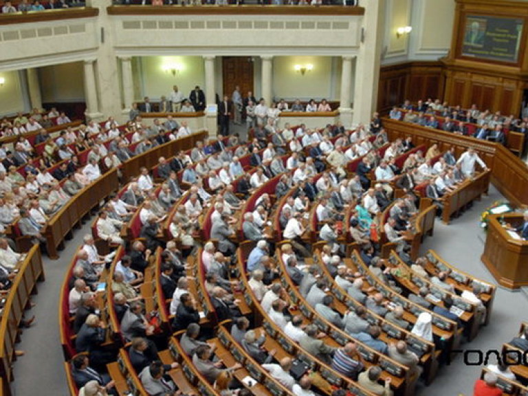 Оппозиции не отдают три ключевых комитета парламента — оппозиционер