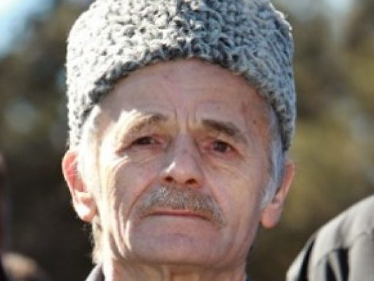 Среди крымских татар появились инакомыслящие &#8212; Джемилев