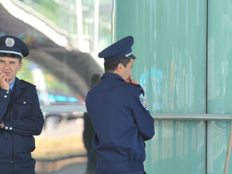 Милиция не обнаружила взрывчатки на борту самолета в «Борисполе»