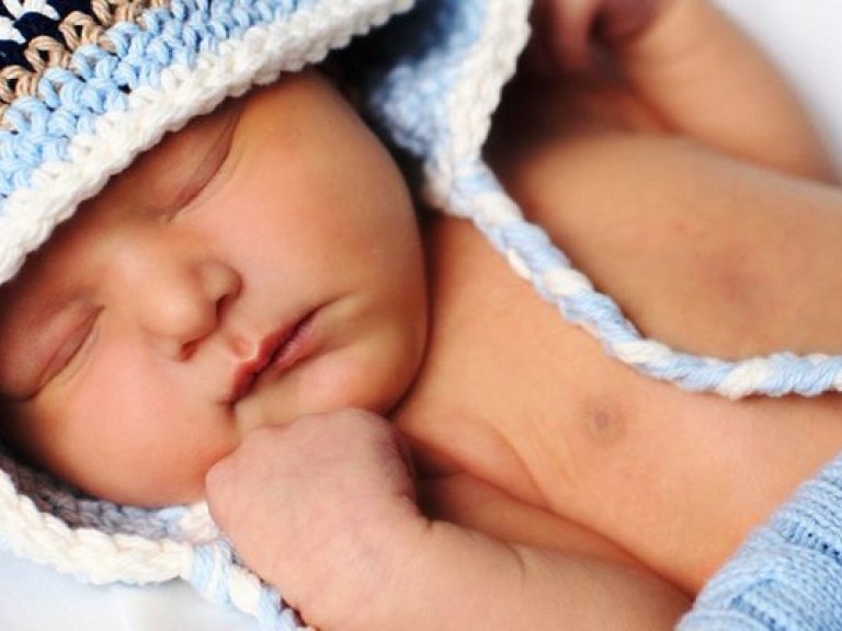 Детей, рожденных дома, будут регистрировать только после выводов специальной медкомиссии