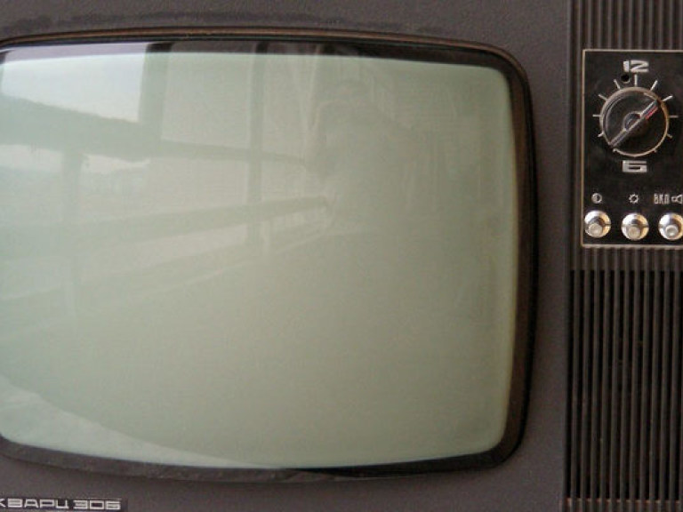 Пока украинцы переходят на «плазму», англичане довольствуются черно-белым ТВ
