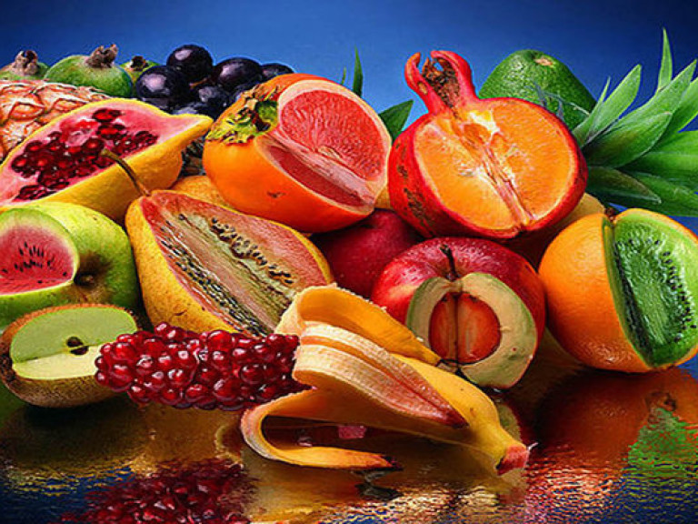 В украинских супермаркетах подорожали экзотические фрукты – эксперт