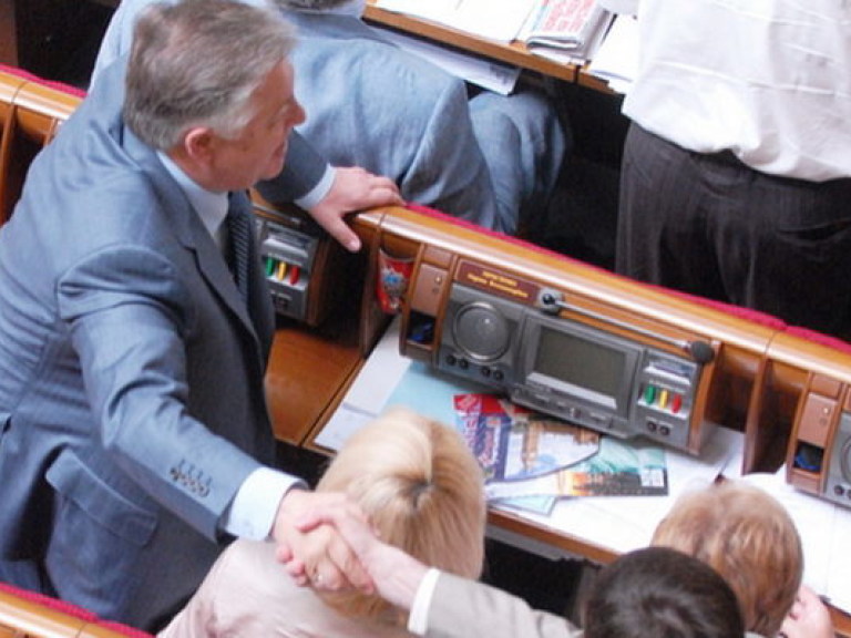 Эксперт: КПУ – одна из наиболее дисциплинированных фракций в парламенте